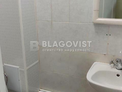 комерційна за адресою Золотоустівська вул., 10-12