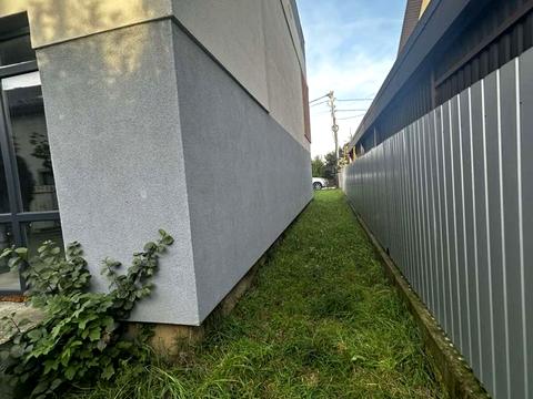 будинок за адресою Дмитра Яворницького вул.