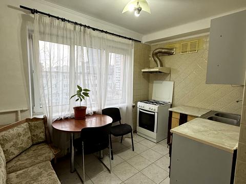 квартира за адресою Дарницький бульв., 17