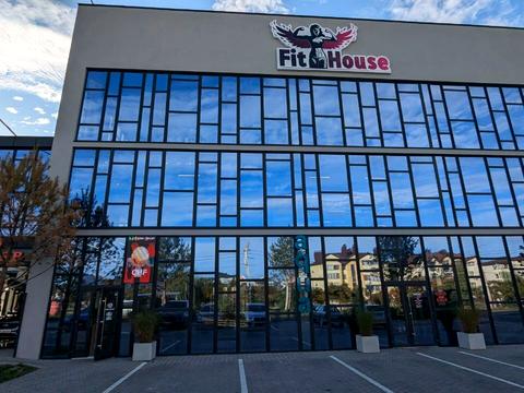 комерційна за адресою Рівне, Пасхальна, 28