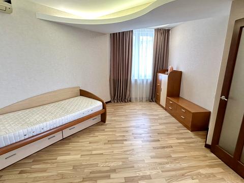 квартира за адресою Володимира Івасюка просп. (Героїв Сталінграду), 24-А