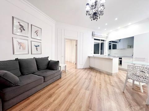 квартира по адресу Евгения Коновальца ул. (Щорса), 44-А