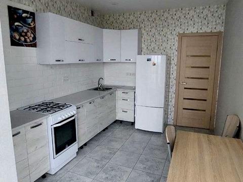 квартира за адресою Героїв Небесної Сотні просп., 18/9