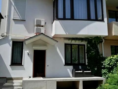 будинок за адресою Педагогічна вул., 25