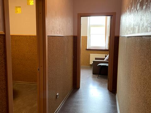 комерційна за адресою Миколи Міхновського бульв. (Дружби Народів), 14-16