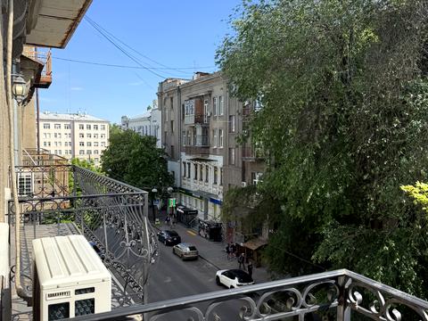 квартира за адресою Ярослава Мудрого вул. (Петровського), 37