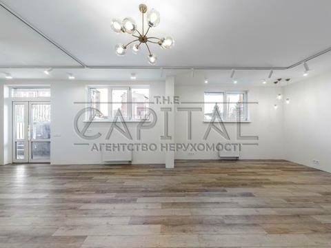 коммерческая по адресу Метрологическая ул., 58