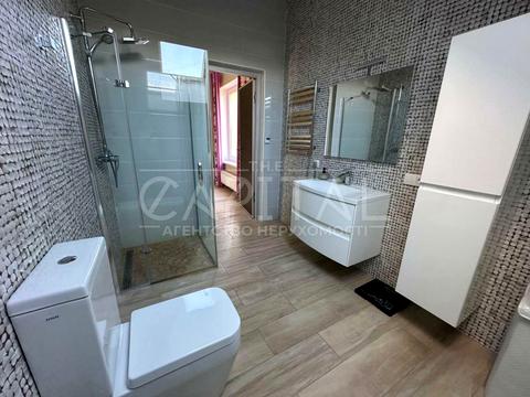 будинок за адресою Космонавтів, 15