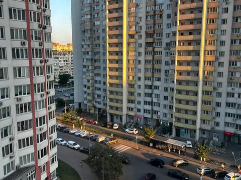 квартира по адресу Олены Пчилки ул., 8