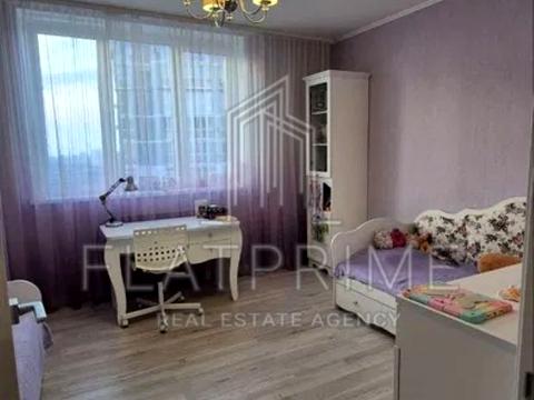 квартира по адресу Олены Пчилки ул., 8