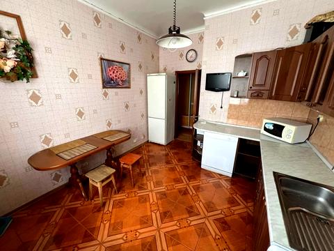 квартира по адресу Голосеевский просп. (40-летия Октября), 106/2