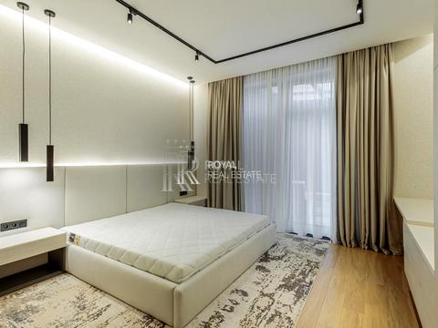 будинок за адресою Богатирська вул., 30