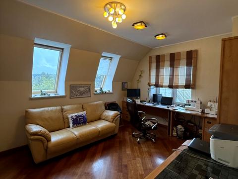 будинок за адресою Хутірська вул. (Жовтнева), 12