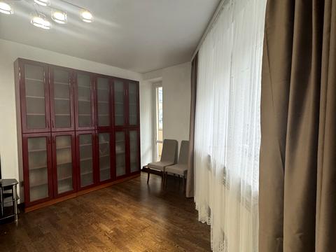 квартира за адресою Володимира Великого вул., 10