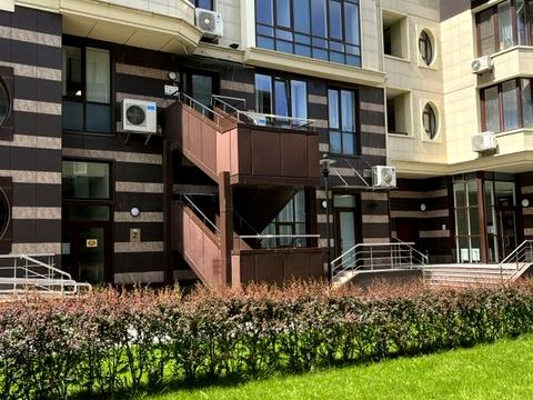 коммерческая по адресу Василия Тютюнника ул. (Анрі Барбюса), 37