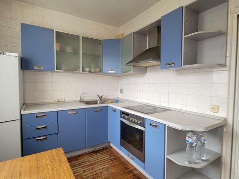 квартира за адресою Анни Ахматової вул., 14-Б