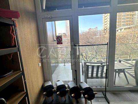 комерційна за адресою Борщагівська вул., 192