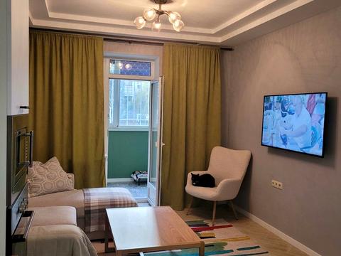 квартира за адресою Зоопаркова вул., 10