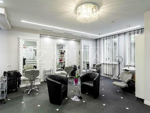 комерційна за адресою Вишгородська вул., 45