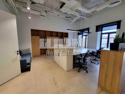 комерційна за адресою Велика Васильківська вул. (Червоноармійська), 1-3/2а