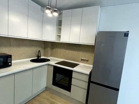 квартира за адресою Бориса Тлехаса вул., 19