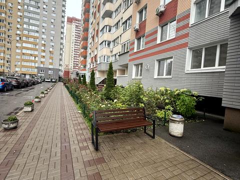 квартира за адресою Софії Русової вул., 7-А