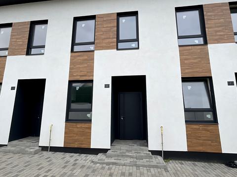 будинок за адресою Амосова вул.