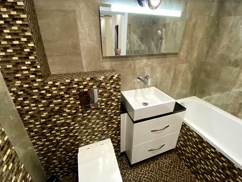 квартира по адресу Гвардейцев-Широнинцев ул., 70