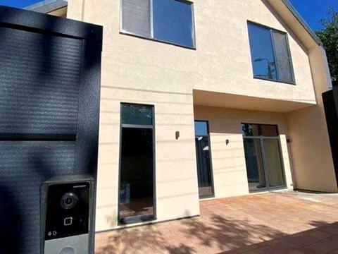 дом по адресу Осенняя ул.