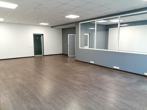 комерційна за адресою Незалежності бульв. (50 років Жовтня), 18