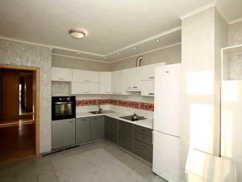 квартира по адресу Миколы Бажана просп., 8-Б