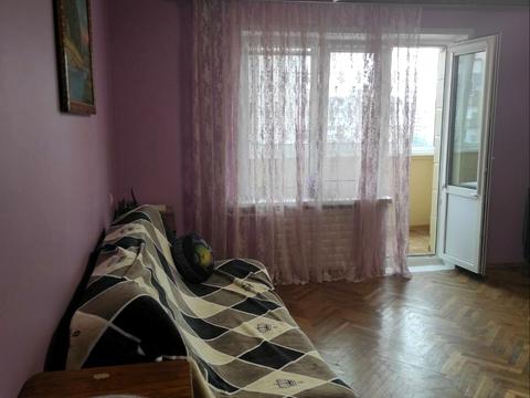 квартира за адресою Романа Шухевича просп. (Генерала Ватутіна), 30