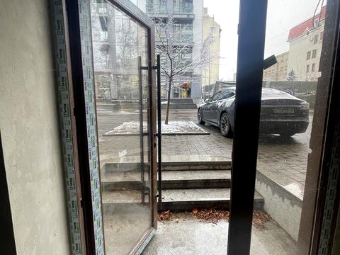 коммерческая по адресу Шевченка, 52