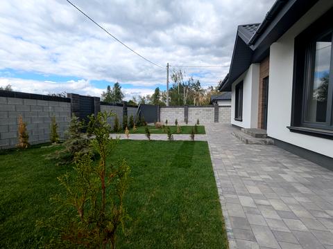 будинок за адресою Успішна, 12Т