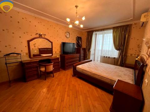 квартира за адресою Одеської громади вул. (Авдєєва-Чорноморського), 2б
