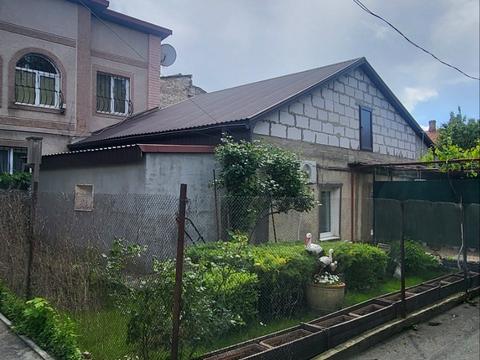 квартира за адресою Серова, 16