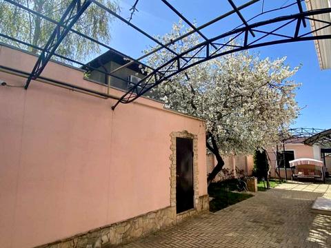 дом по адресу 28-ма Лінія ул.