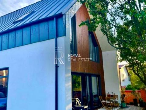 будинок за адресою Київ, Центральна вул.