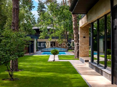 дом по адресу плютівська, 25