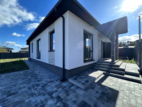 дом по адресу Евгения Плужника ул.