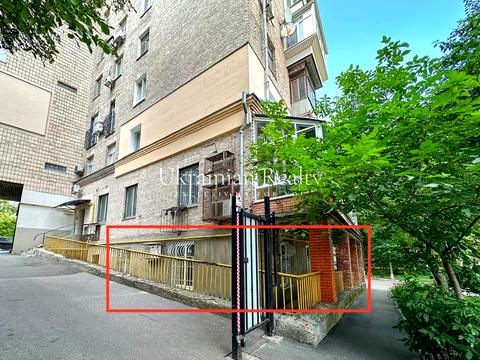 коммерческая по адресу Михаила Грушевского ул., 34/1