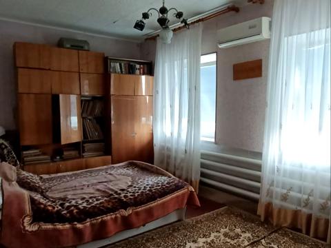 дом по адресу Центральна, 1а