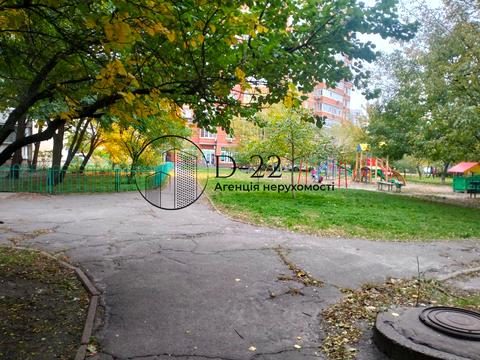 квартира за адресою Ревуцького вул., 7