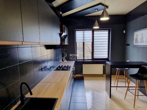 будинок за адресою Єдності вул.