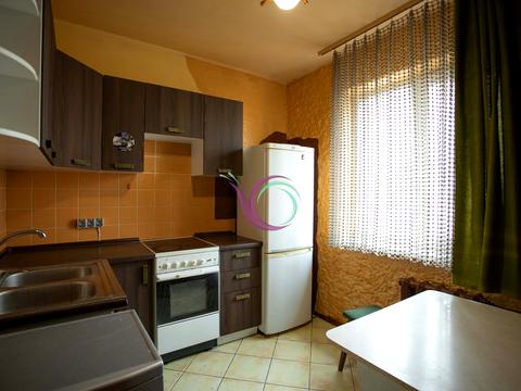 квартира за адресою Анни Ахматової вул., 43