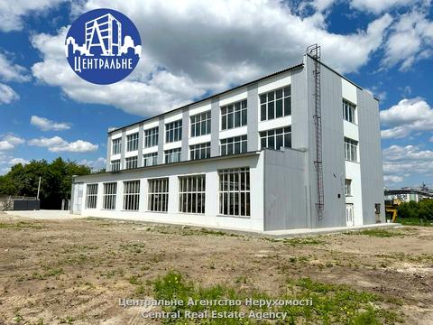 комерційна за адресою Комунальників вул., 2