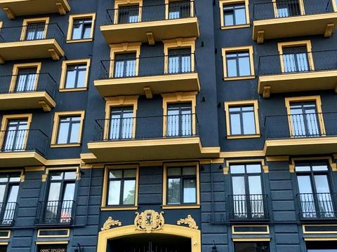 квартира за адресою В'ячеслава Чорновола вул., 10