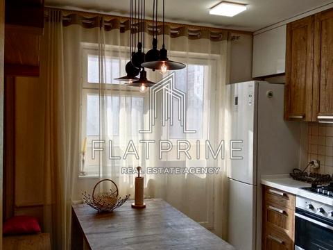 квартира по адресу Ивана Пулюя ул., 1