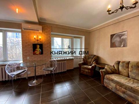 квартира за адресою Буслівська вул., 20