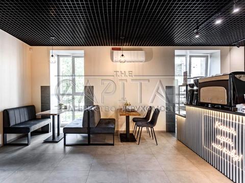 комерційна за адресою Академіка Вернадського бульв., 24